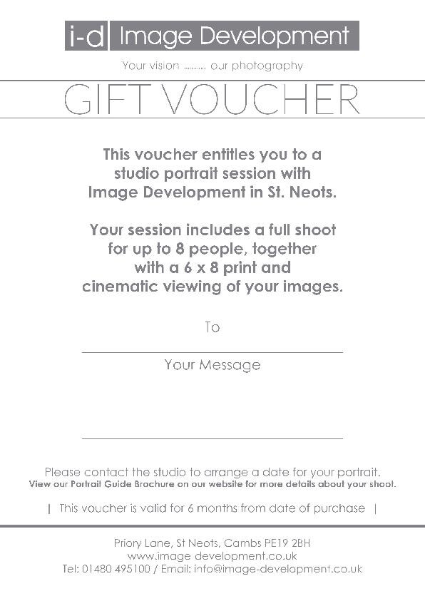 PORTRAIT-GIFT-VOUCHER 
 FAMILY PORTRAIT GIFT VOUCHER